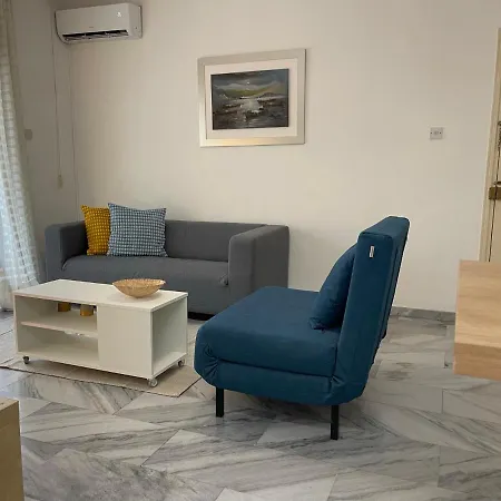 Apartment Downtown Cozy Nicosia