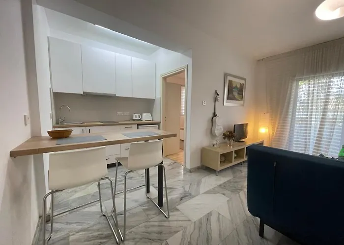 Downtown Cozy * Nikósie